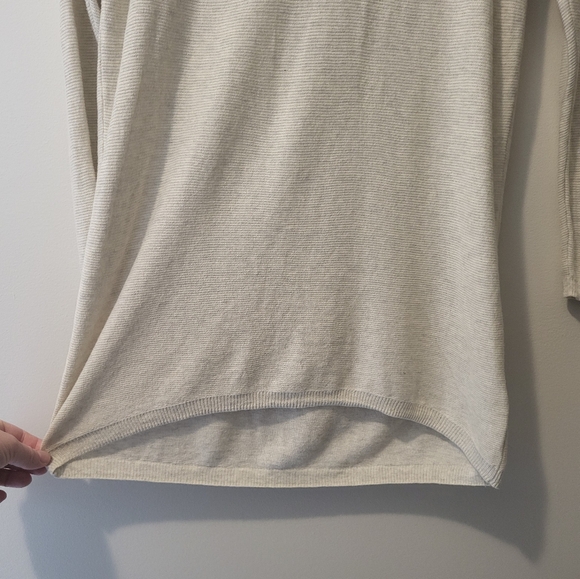 Aritzia t.Babaton Silk blend knit sweater - Picture 4 of 9